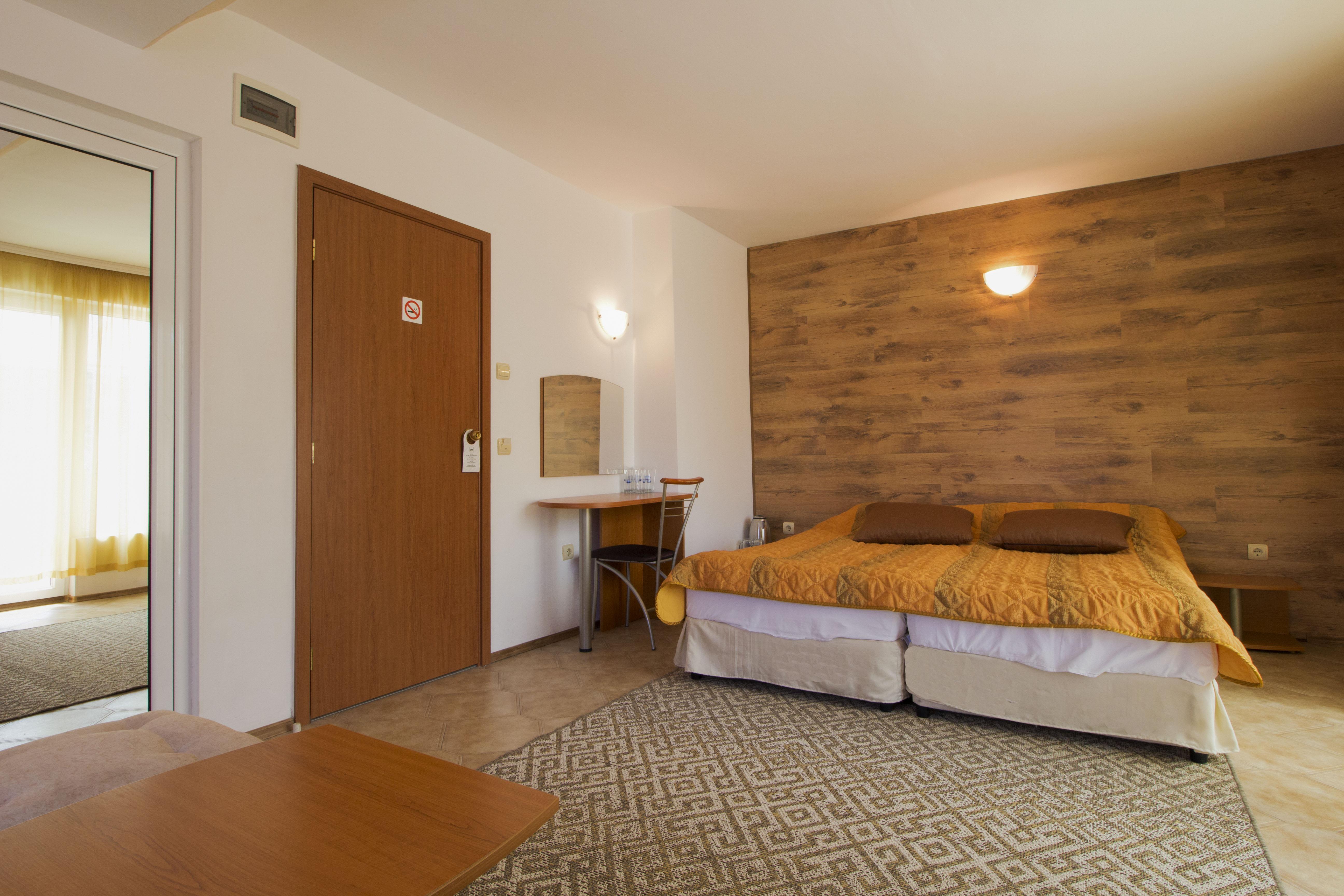 Family Hotel Venera Sveti Vlas Exterior photo